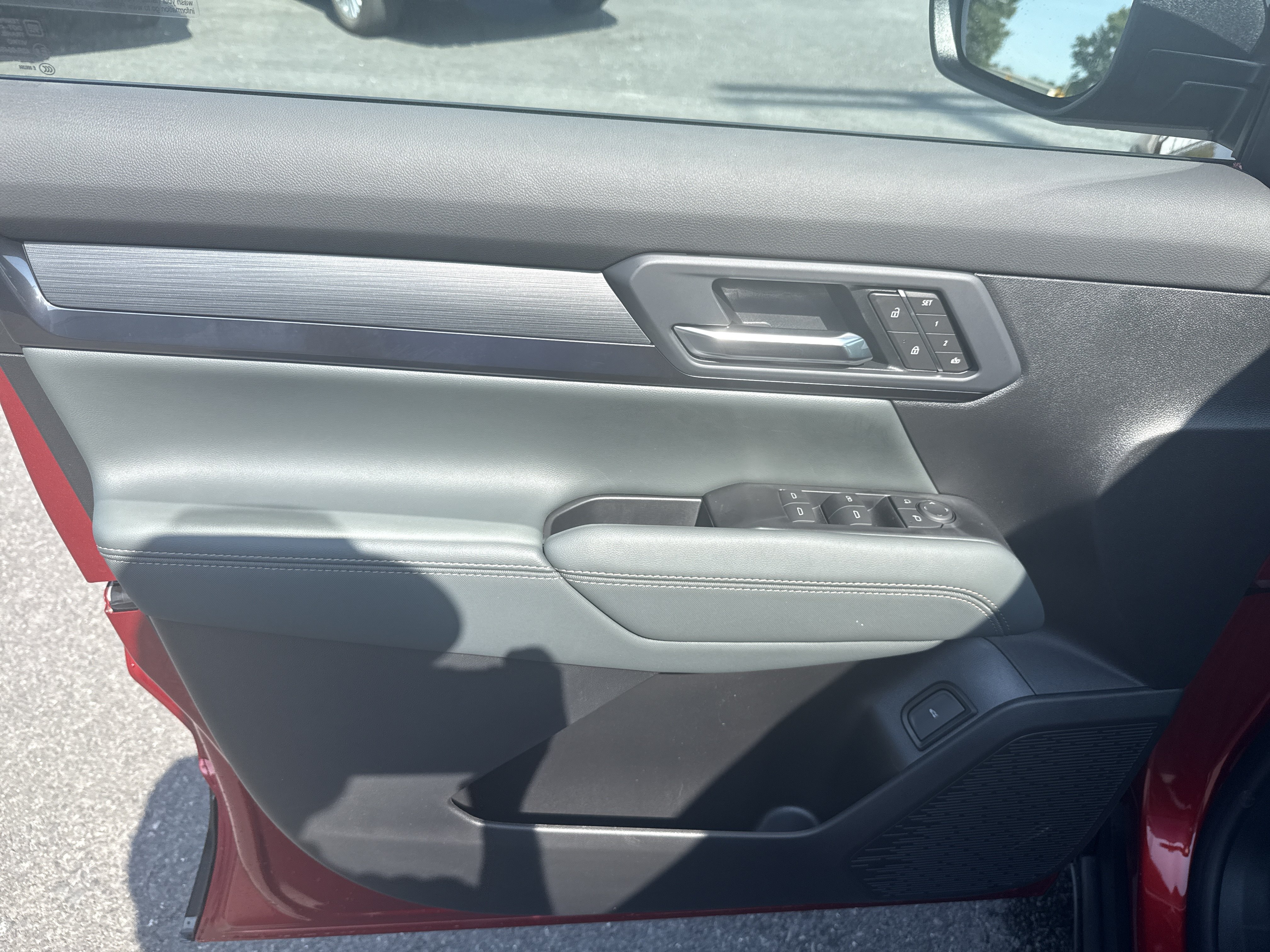 New 2027 GMC Terrain AT4 w/ Convenience Package III AWD/4WD image 15
