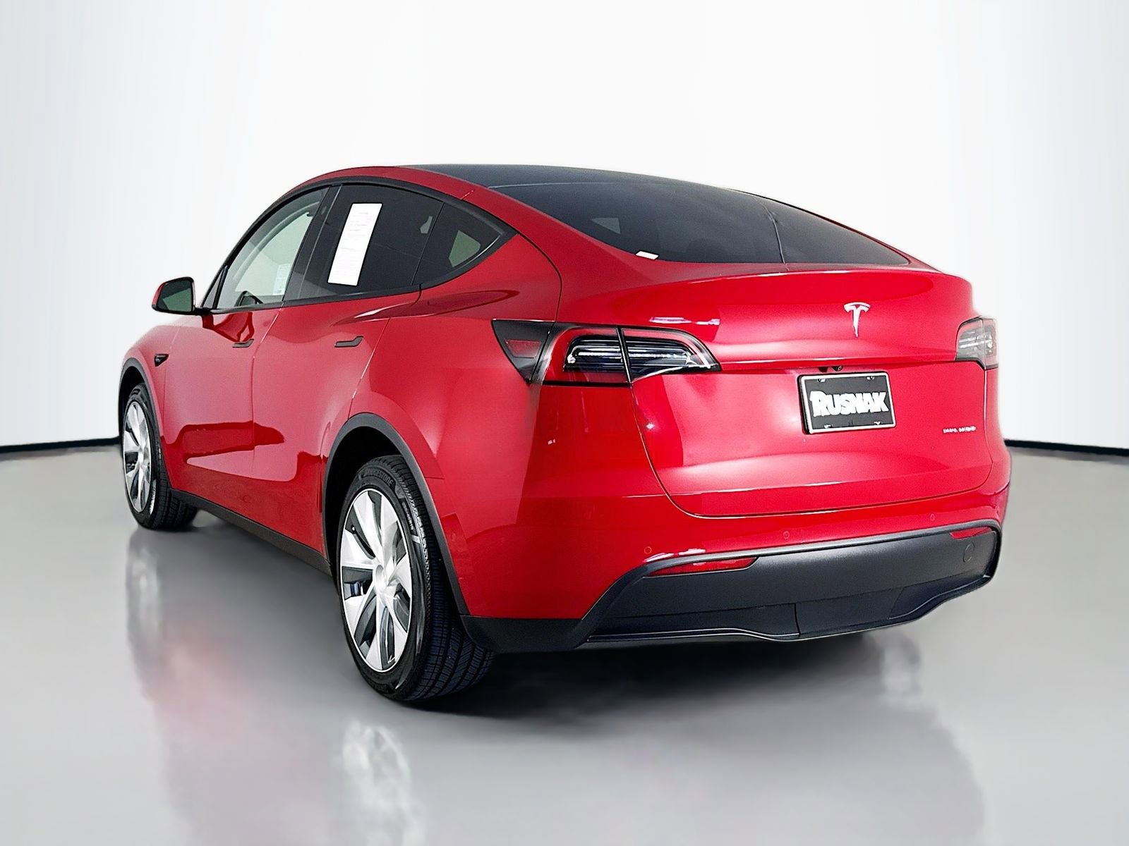 Used 2022 Tesla Model Y Long Range AWD/4WD image 5