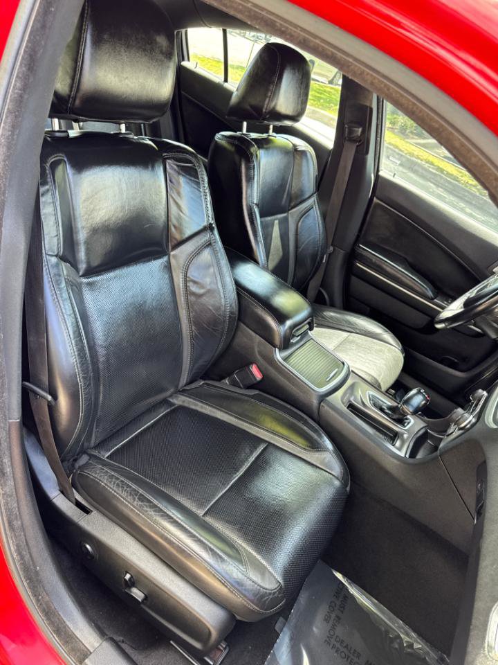 Used 2020 Dodge Charger SXT w/ Leather Interior Group image 14