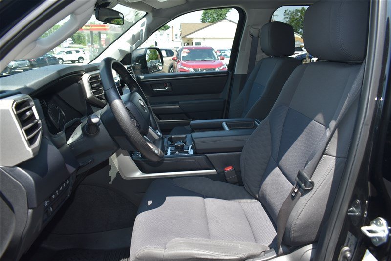 Used 2023 Toyota Tundra SR5 w/ SR5 Convenience Package AWD/4WD image 13