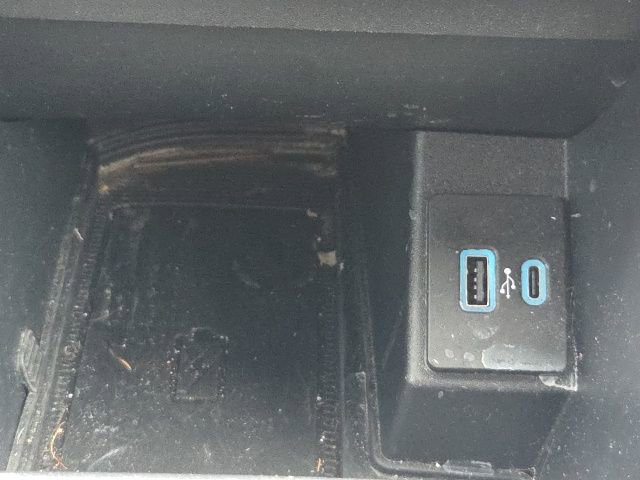 Used 2022 Ford Edge ST-Line w/ Class II Trailer Tow Package image 36