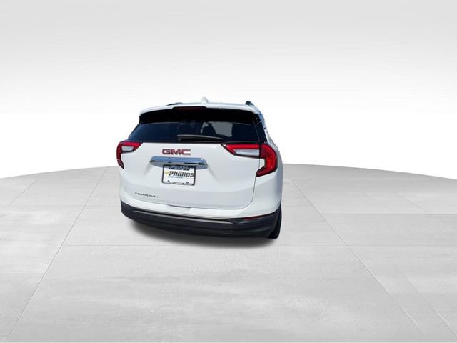 Used 2023 GMC Terrain SLE w/ Driver Convenience Package image 9