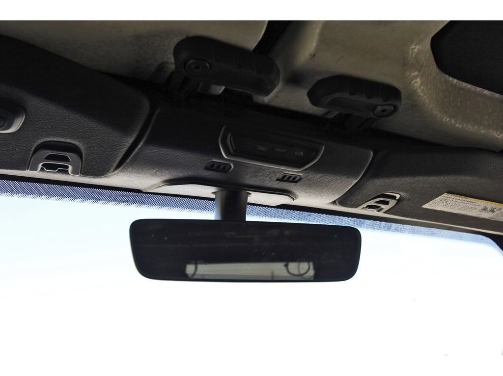 Used 2019 Jeep Wrangler Unlimited Sahara image 21