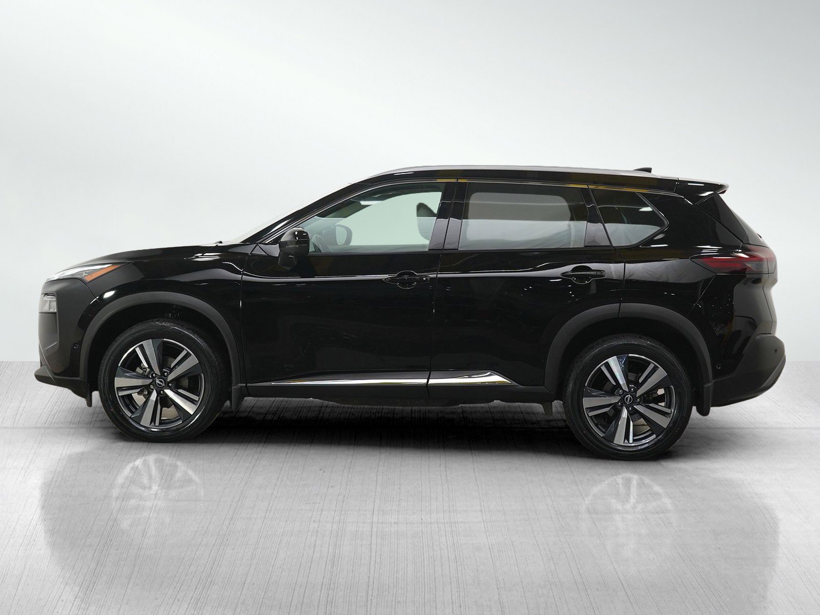 Used 2023 Nissan Rogue SL w/ SL Premium Package AWD/4WD image 2