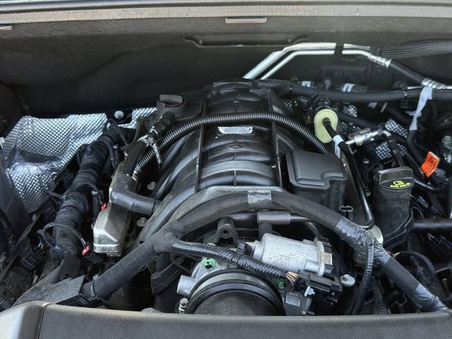 Used 2025 Dodge Durango R/T image 37