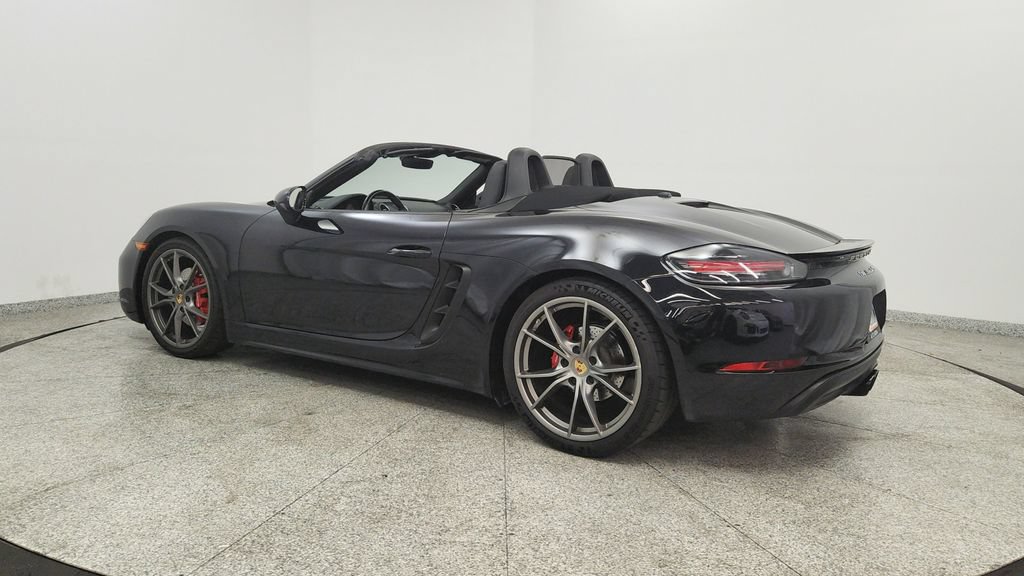 Used 2018 Porsche 718 Boxster S RWD image 3