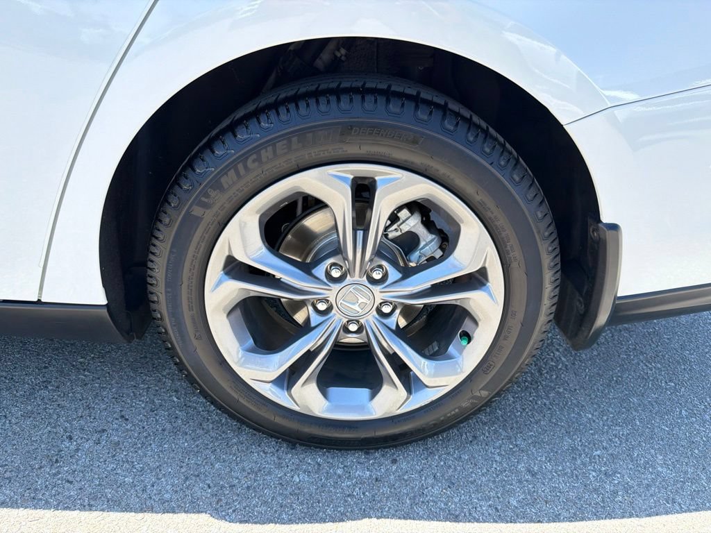 Used 2024 Honda Accord EX image 14