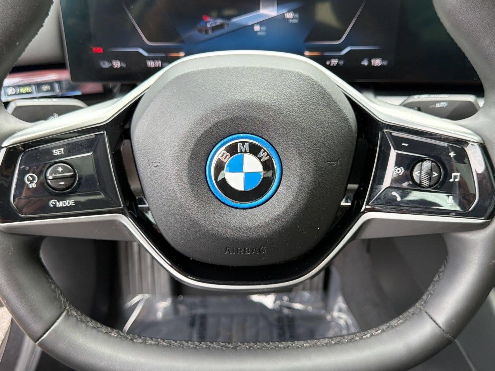 Certified 2024 BMW i5 eDrive40i w/ Premium Package RWD image 15