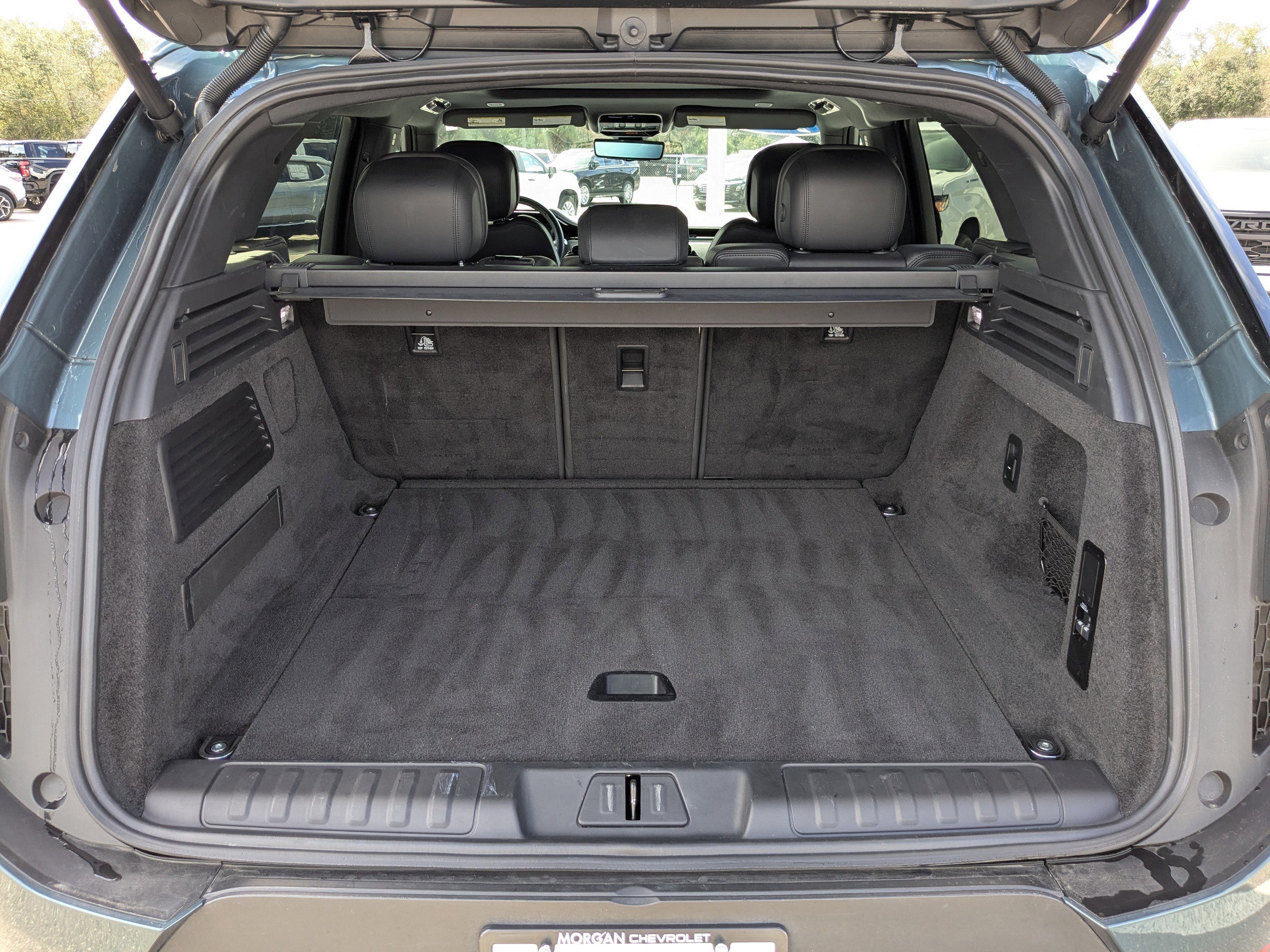 Used 2024 Land Rover Range Rover Sport SE image 12