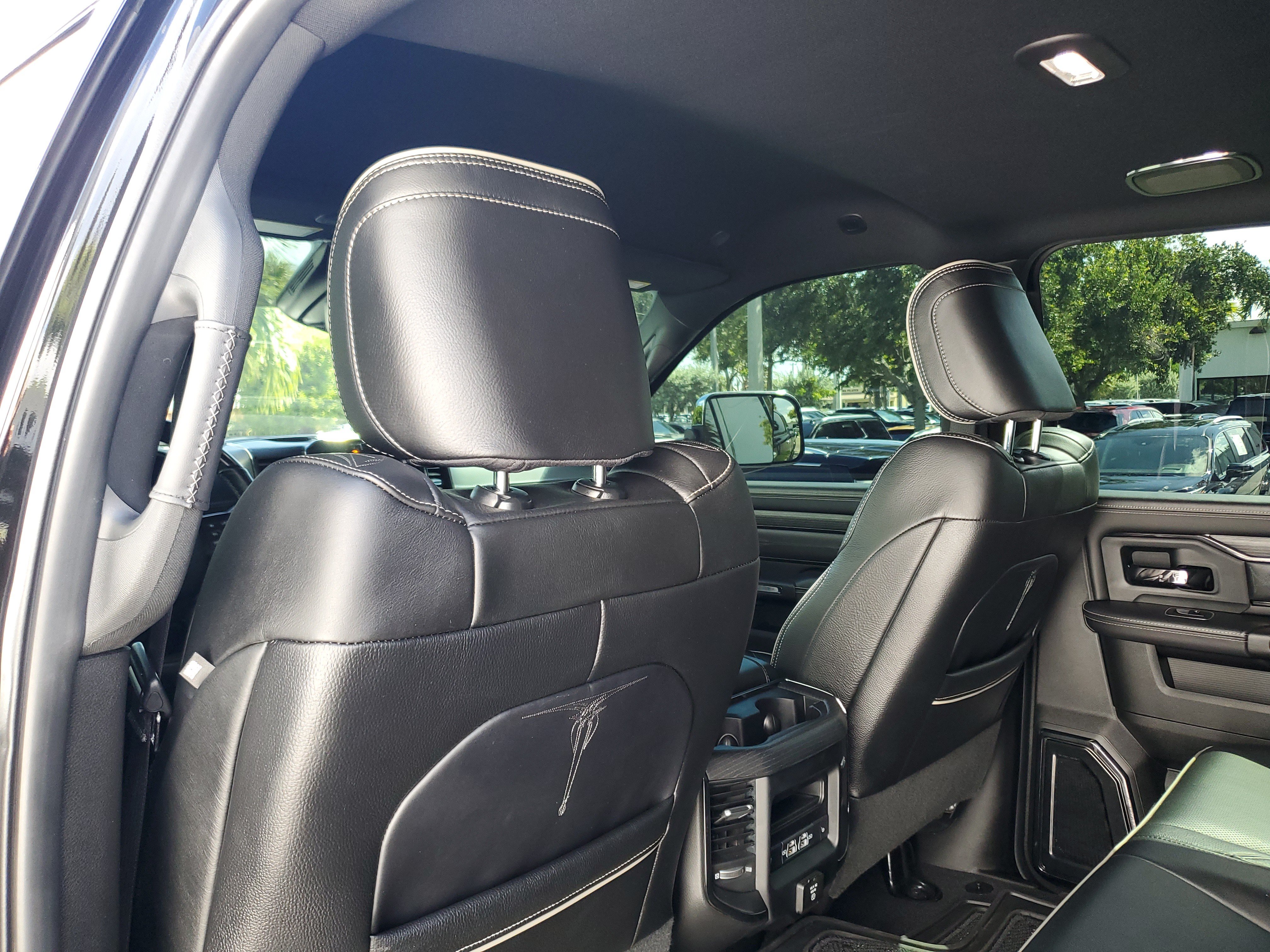 Used 2022 RAM 2500 Limited AWD/4WD image 11