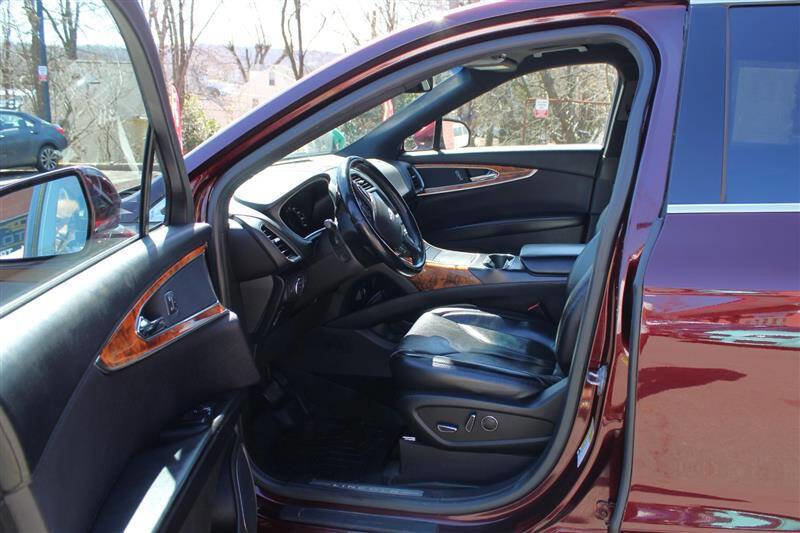 Used 2018 Lincoln MKX Reserve w/ Lincoln MKX Climate Package image 10