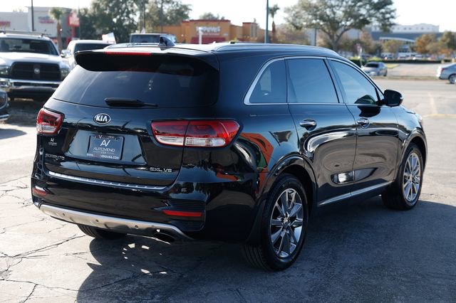 Used 2017 Kia Sorento SX image 16