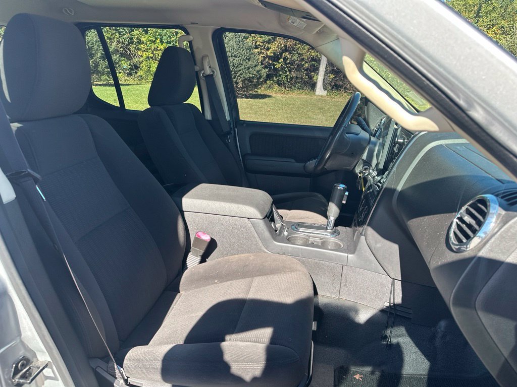 Used 2010 Ford Explorer Sport Trac XLT AWD/4WD image 20