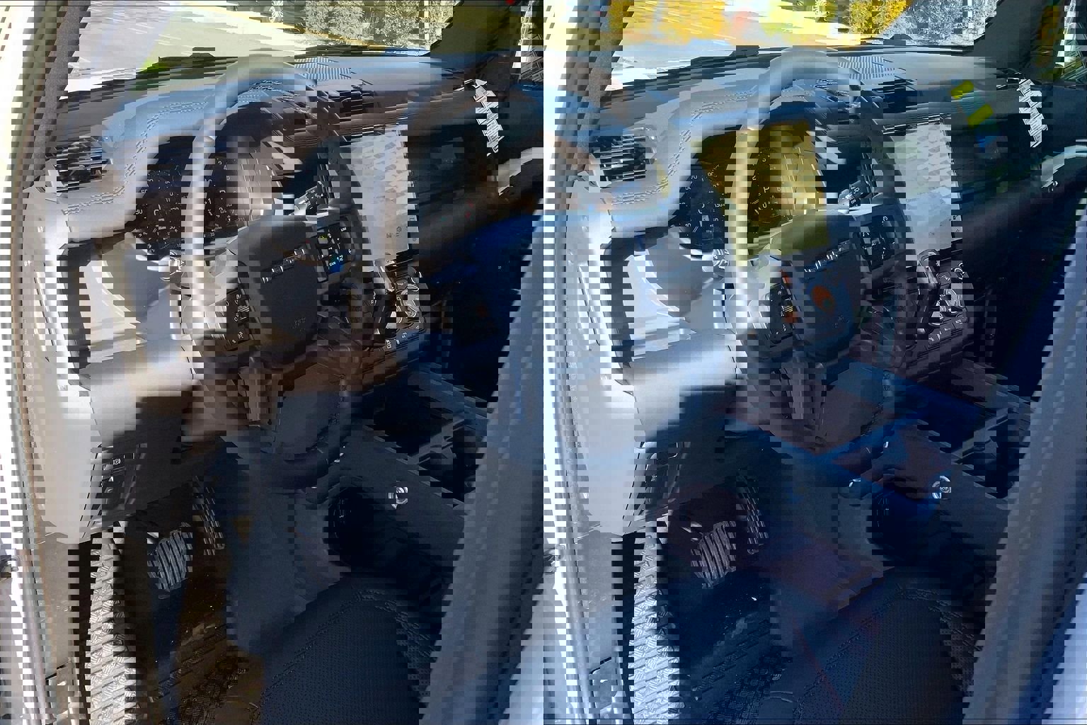 New 2026 Land Rover Defender 110 S image 8