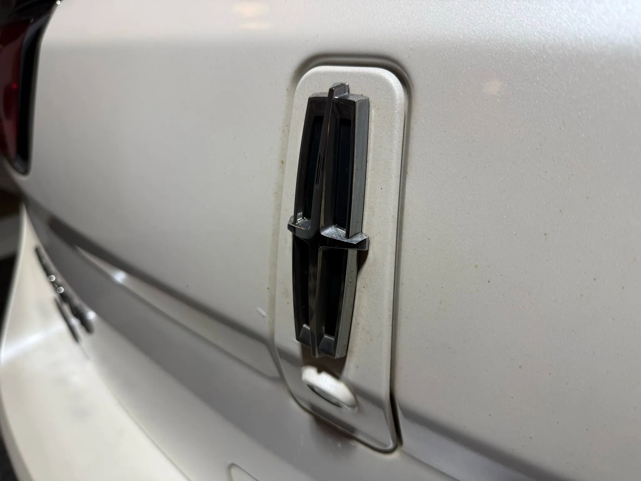 Used 2014 Lincoln MKX AWD w/ Equipment Group 102A image 14