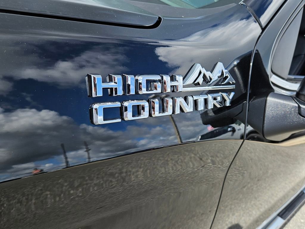 New 2025 Chevrolet Silverado 1500 High Country w/ Technology Package image 17