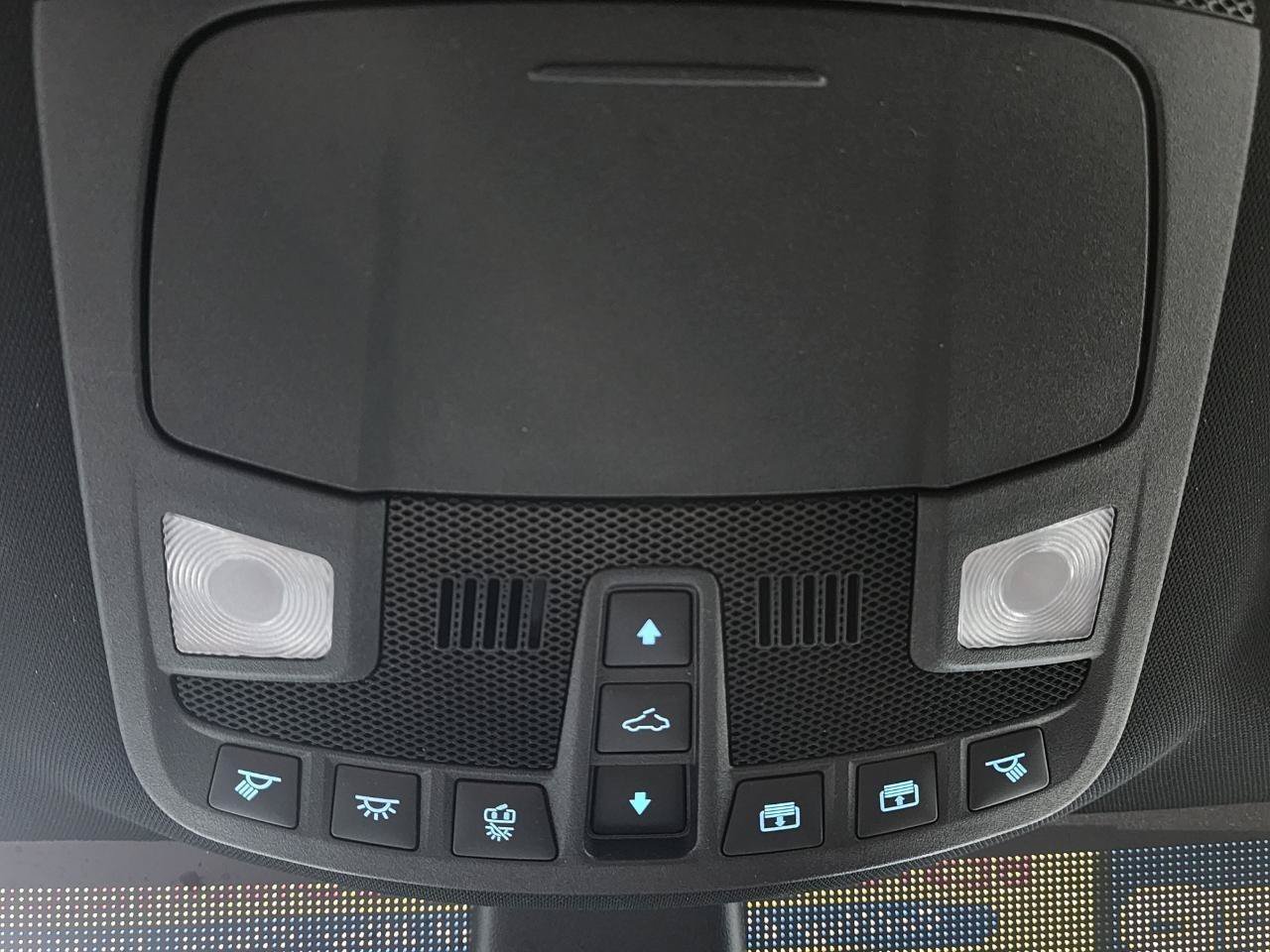 Used 2021 Ford Edge ST w/ Equipment Group 401A AWD/4WD image 19