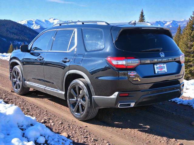 Used 2025 Honda Pilot Black Edition image 4