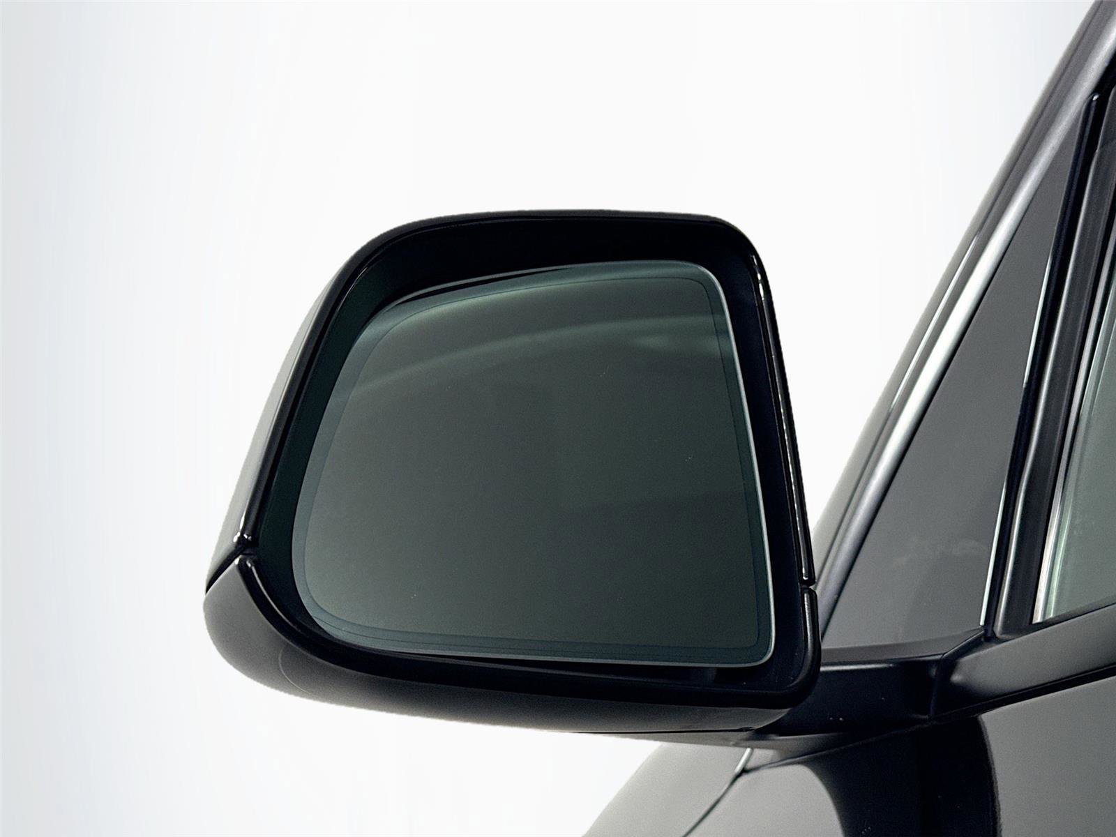 Used 2021 Tesla Model Y Long Range image 5