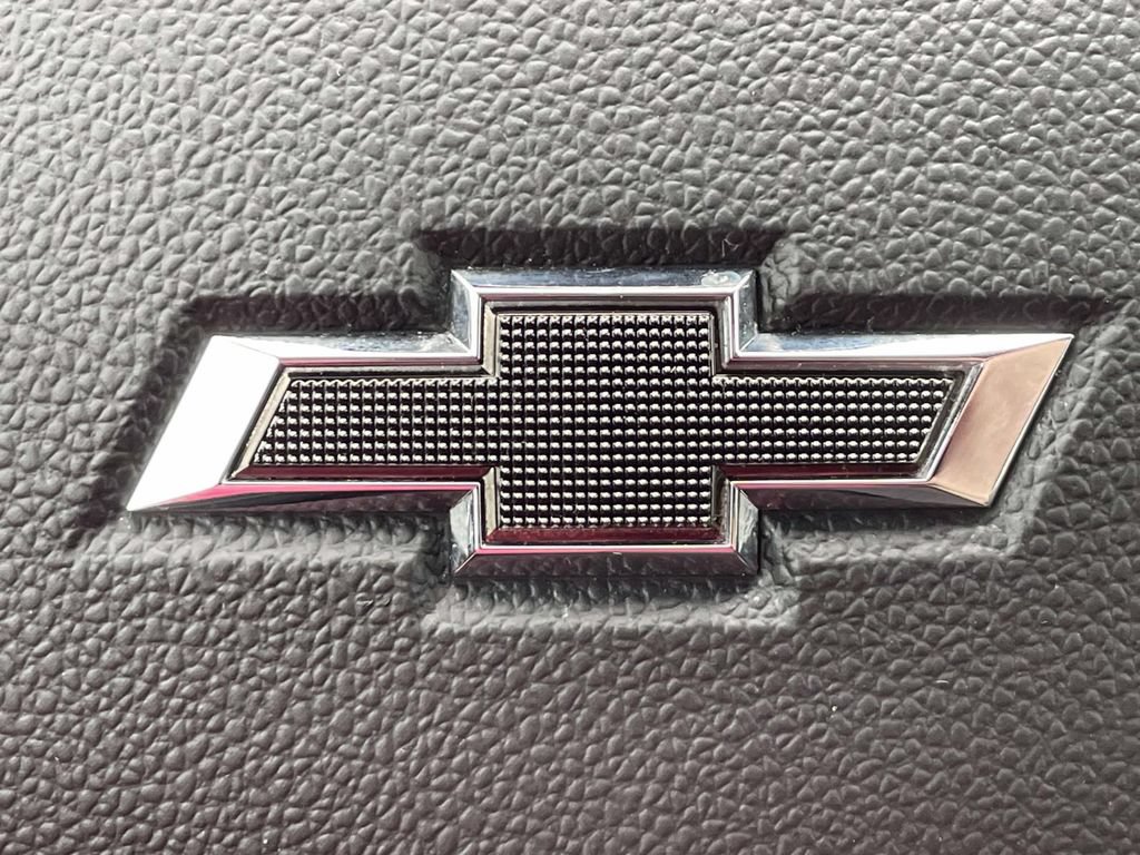 Used 2025 Chevrolet Trax ACTIV w/ Driver Confidence Package FWD image 30