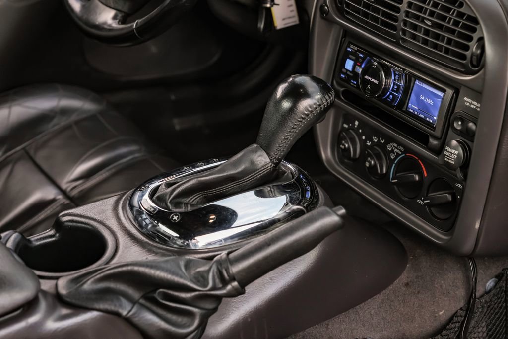 Used 2001 Chrysler Prowler RWD image 20