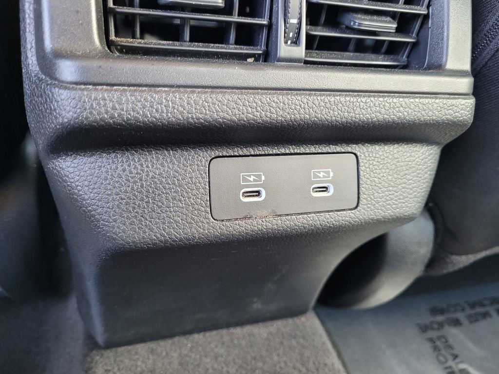 Used 2025 Honda Accord SE image 11