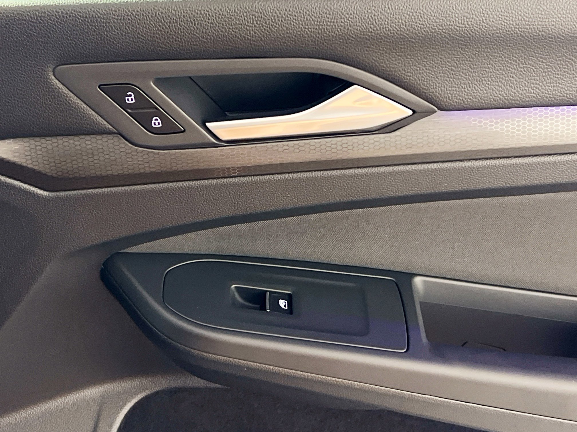 Used 2022 Volkswagen GTI S image 32