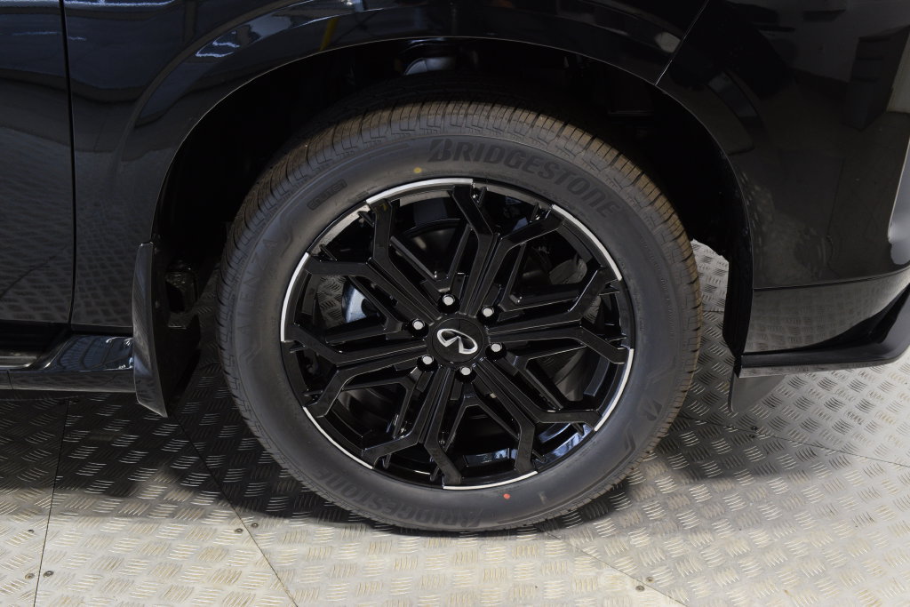 New 2027 INFINITI QX80 Sensory w/ Sport Exterior Package AWD/4WD image 9