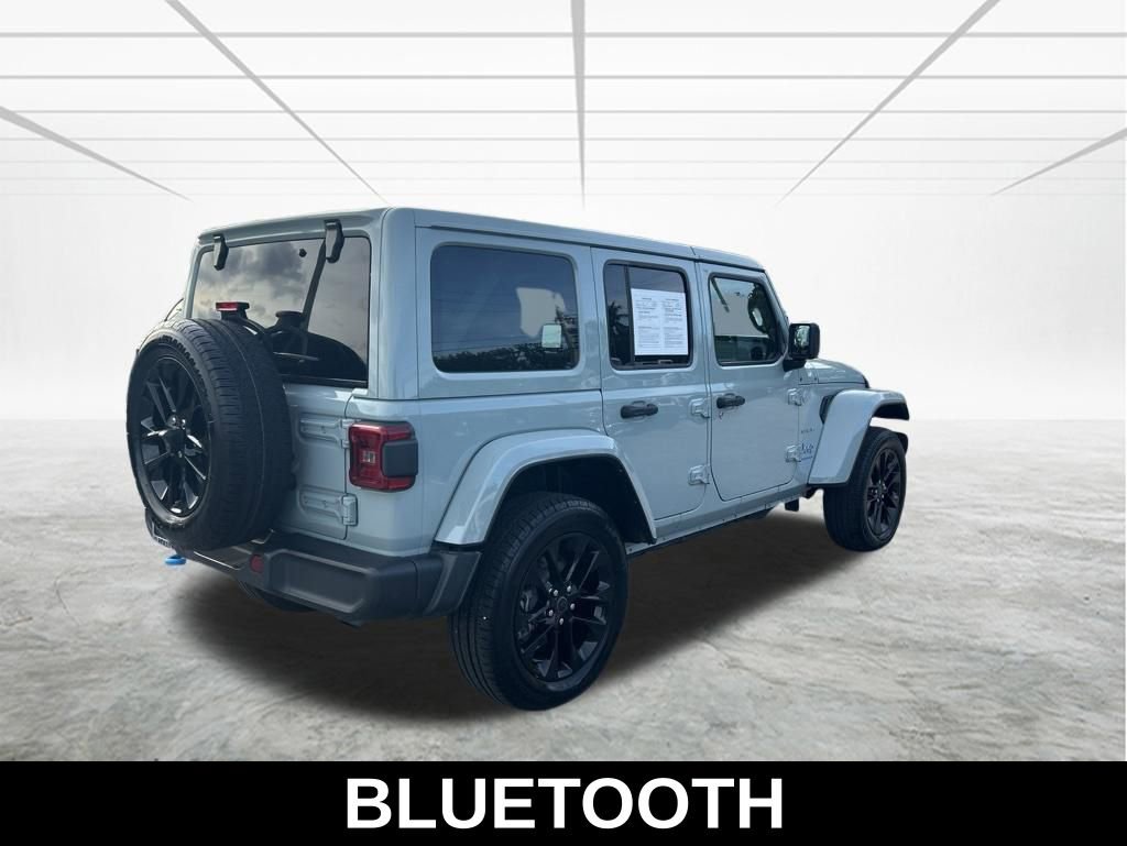 Used 2024 Jeep Wrangler Unlimited Sahara AWD/4WD image 5