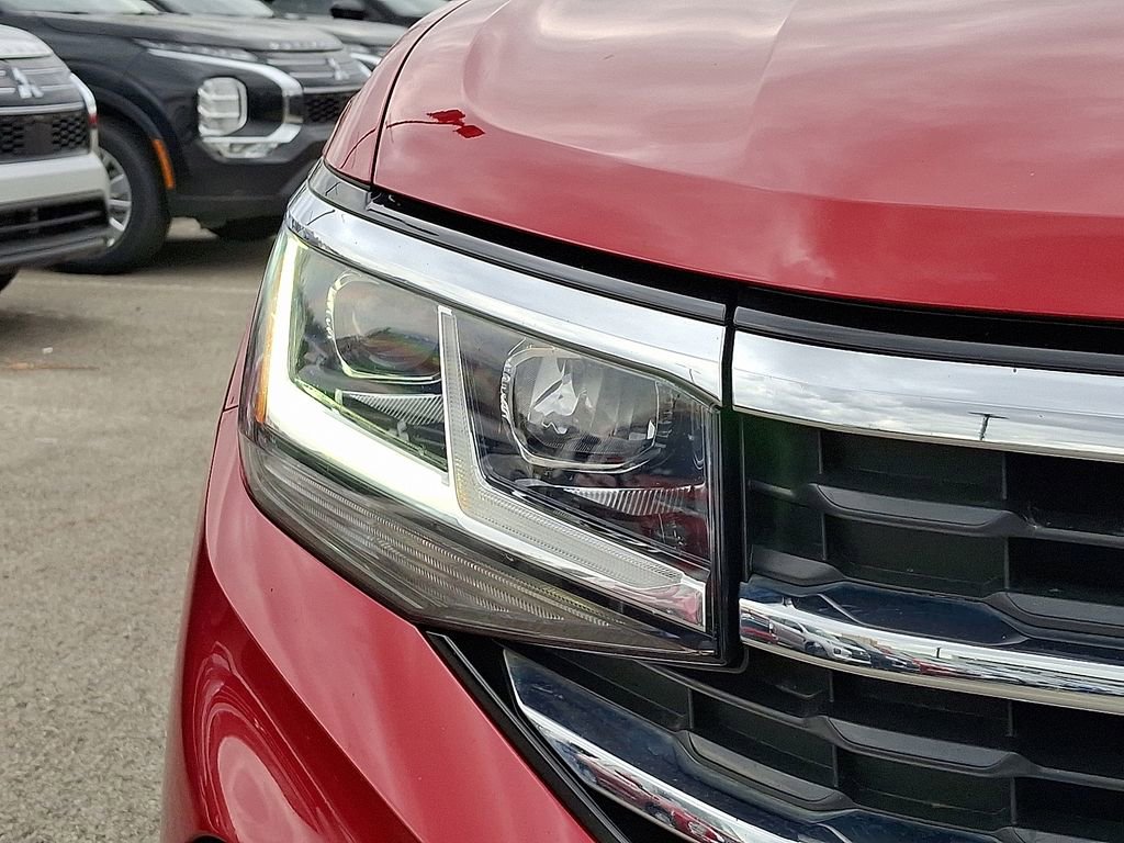 Used 2022 Volkswagen Atlas Cross Sport SE FWD image 9
