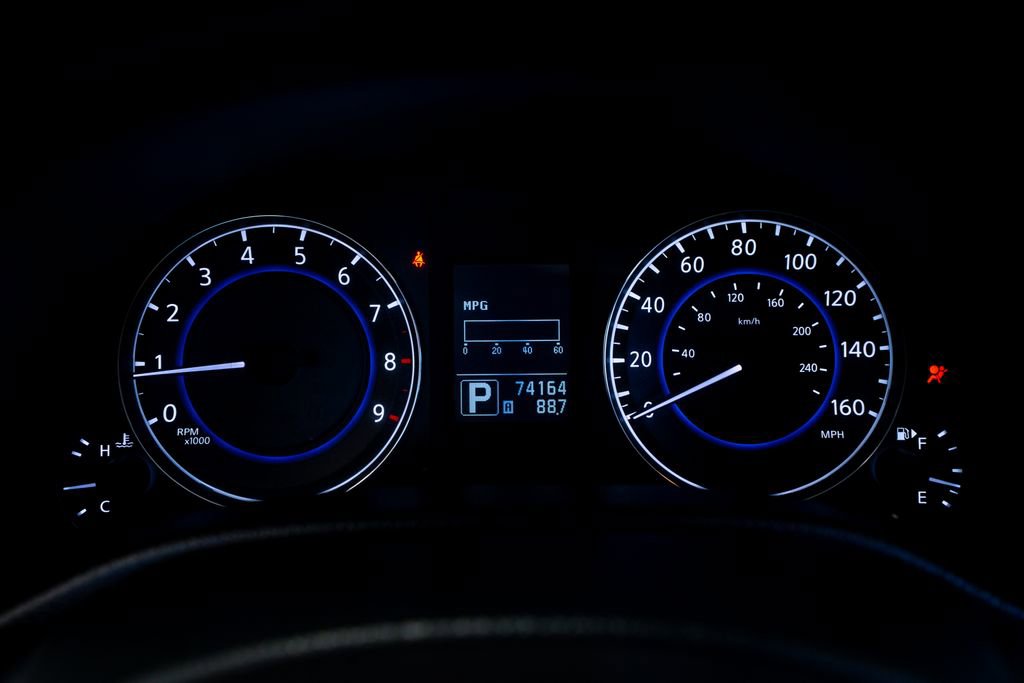 Used 2013 INFINITI G37 Sport w/ Premium Pkg image 25