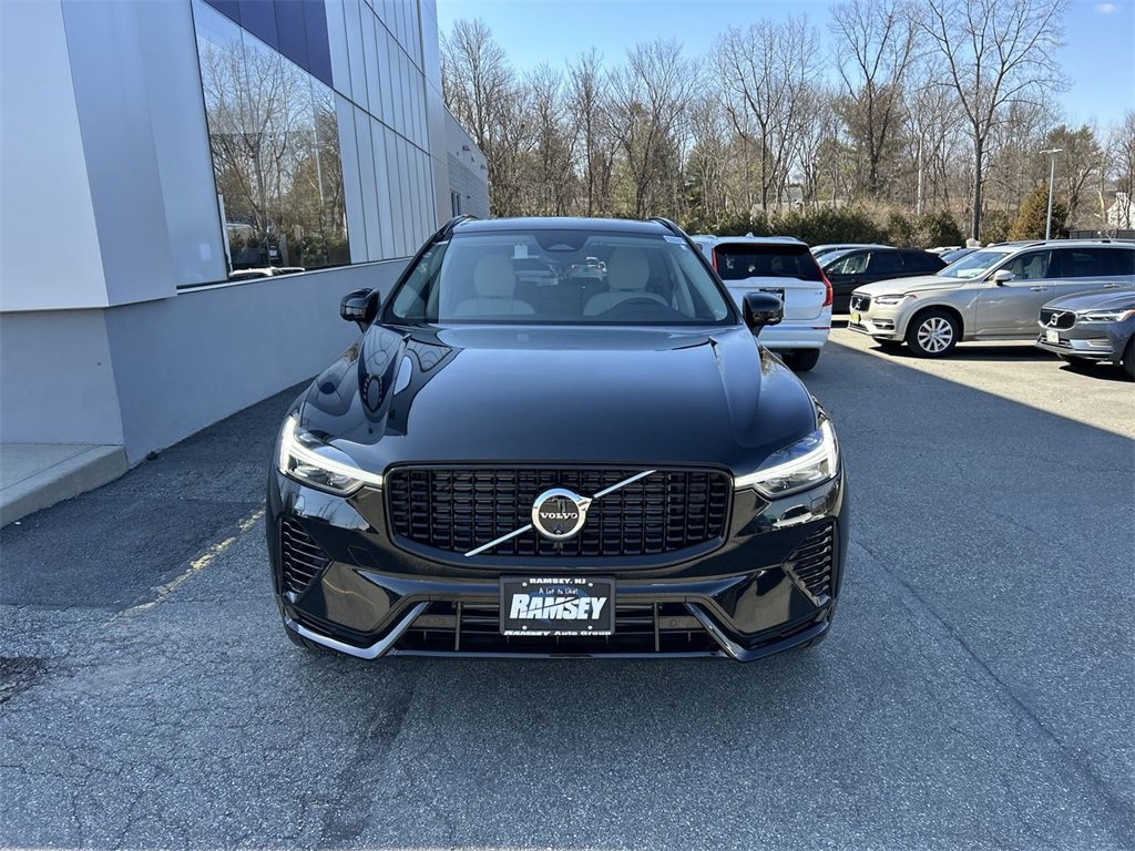 Certified 2025 Volvo XC60 T8 Plus w/ Climate Package image 3