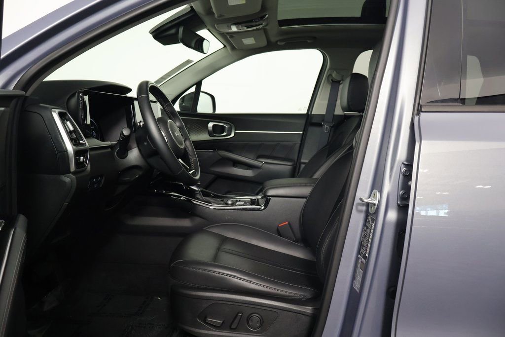 Used 2023 Kia Sorento SX FWD image 10