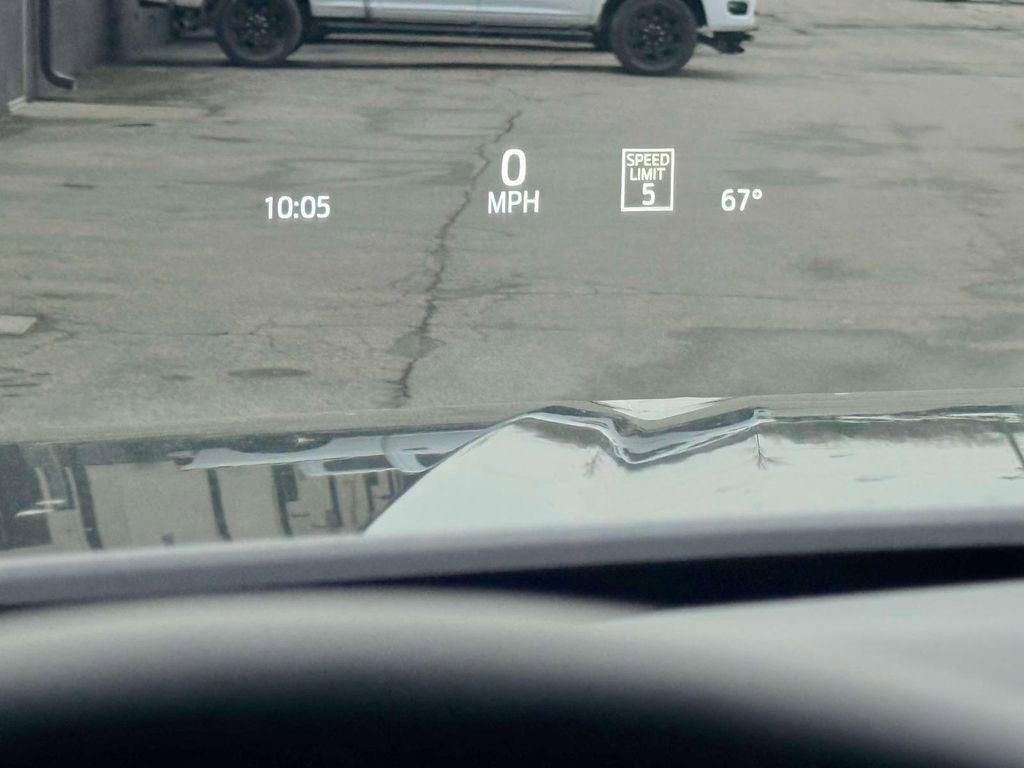 Used 2025 Ford F250 Platinum image 16