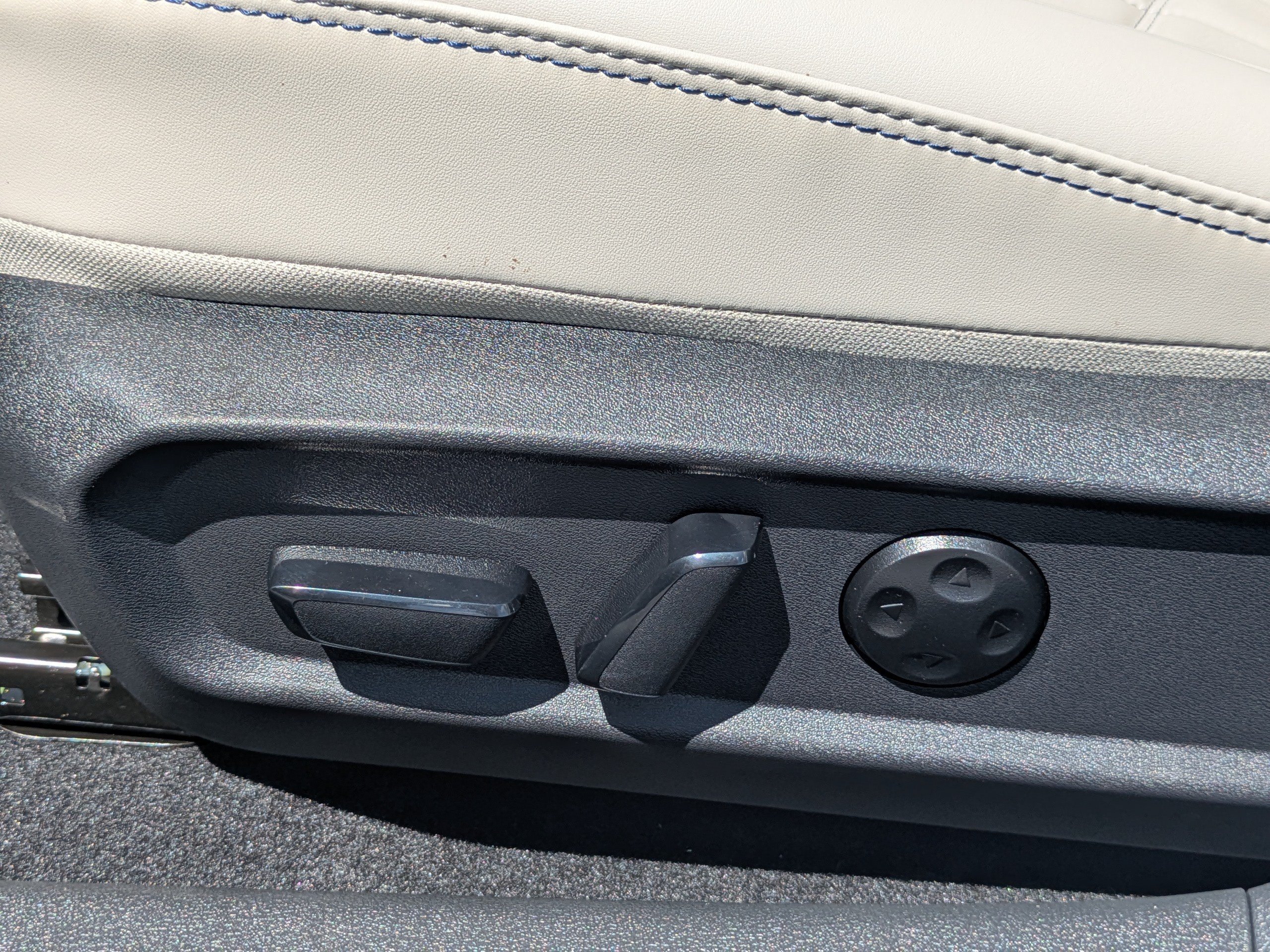 New 2027 Nissan Sentra SL FWD image 20