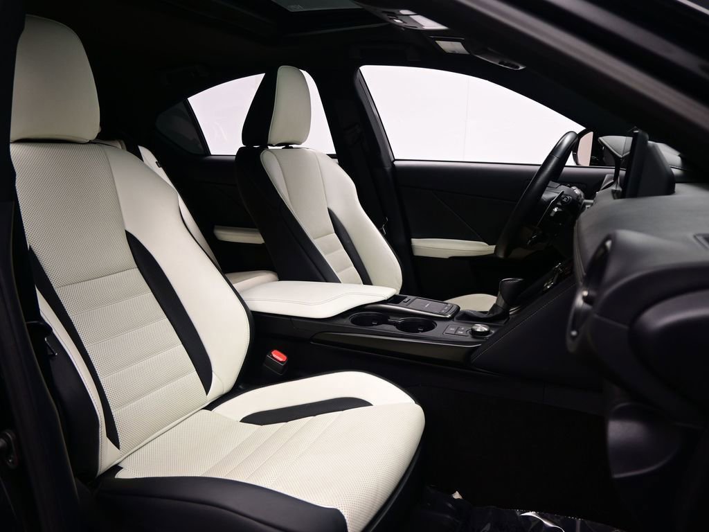 Used 2023 Lexus IS 350 F Sport w/ Navigation Package image 12