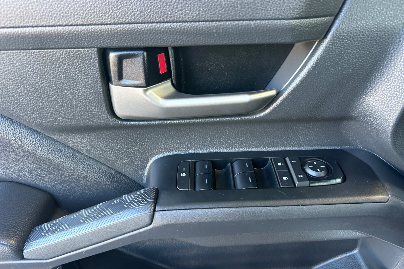 Certified 2024 Toyota Tacoma TRD Sport AWD/4WD image 10