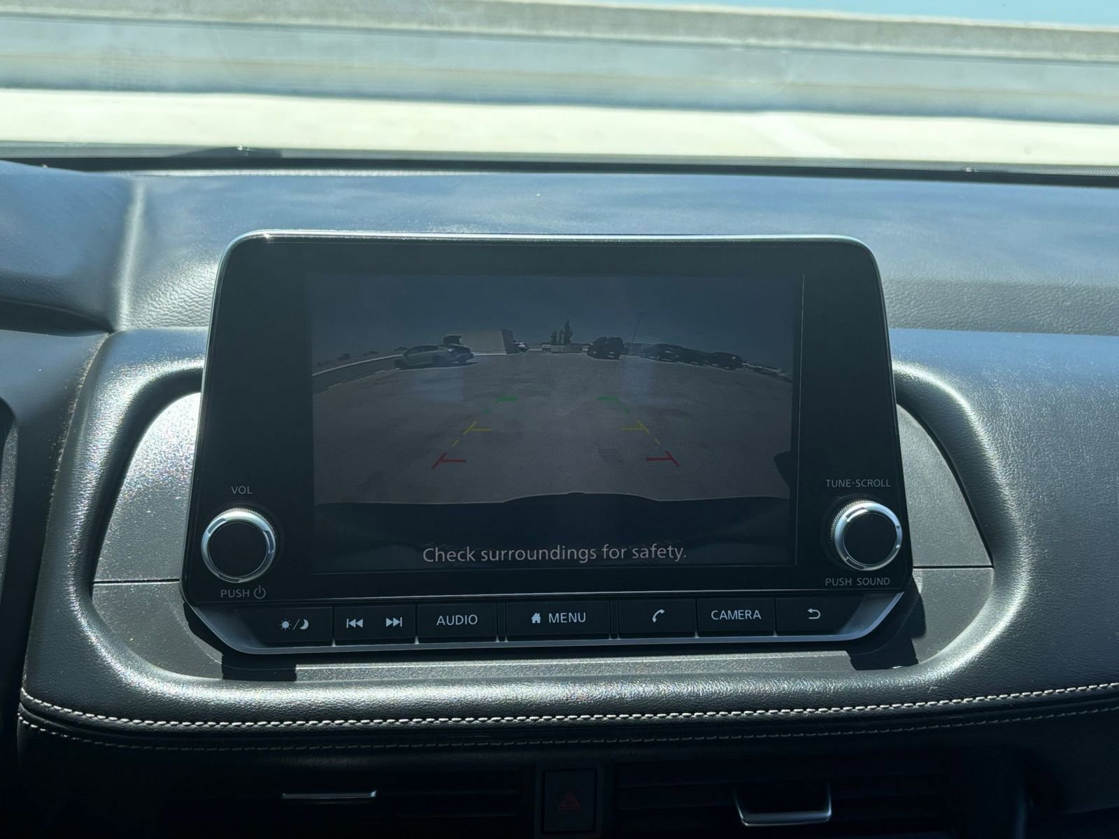 Used 2024 Nissan Rogue SV FWD image 25
