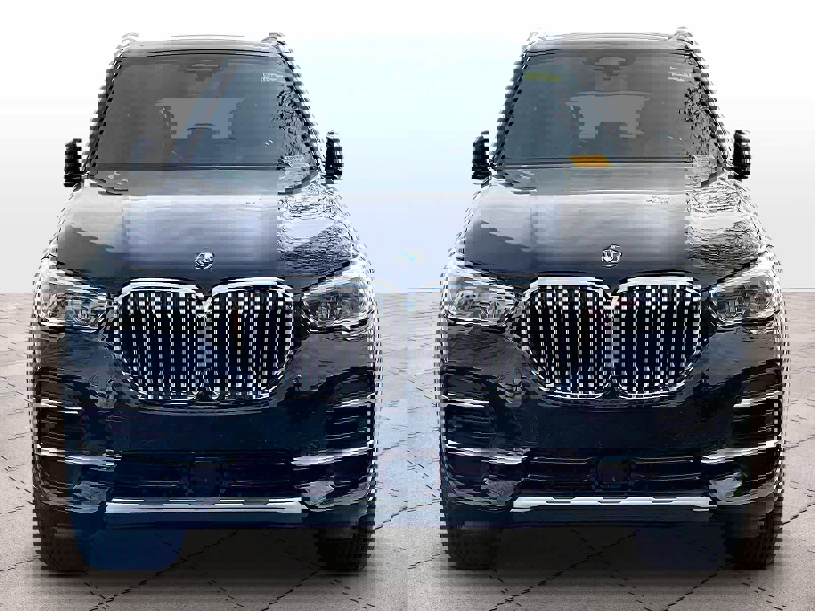 Used 2023 BMW X5 xDrive45e w/ Executive Package image 3