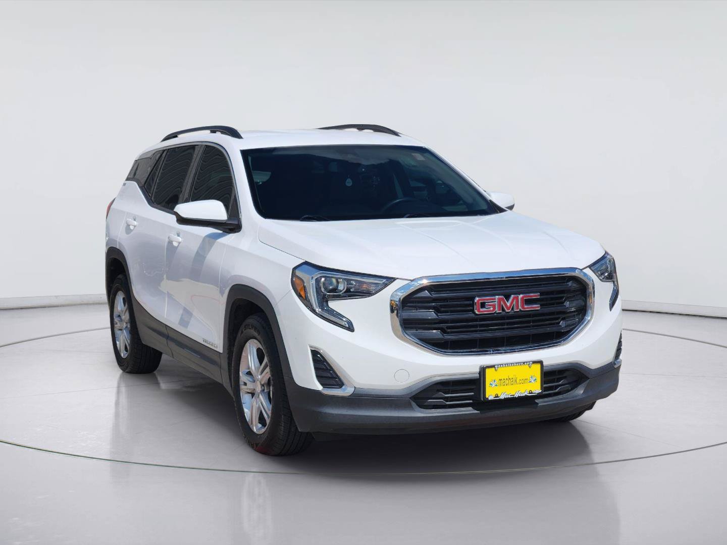 Used 2020 GMC Terrain SLE w/ Driver Convenience Package FWD image 3