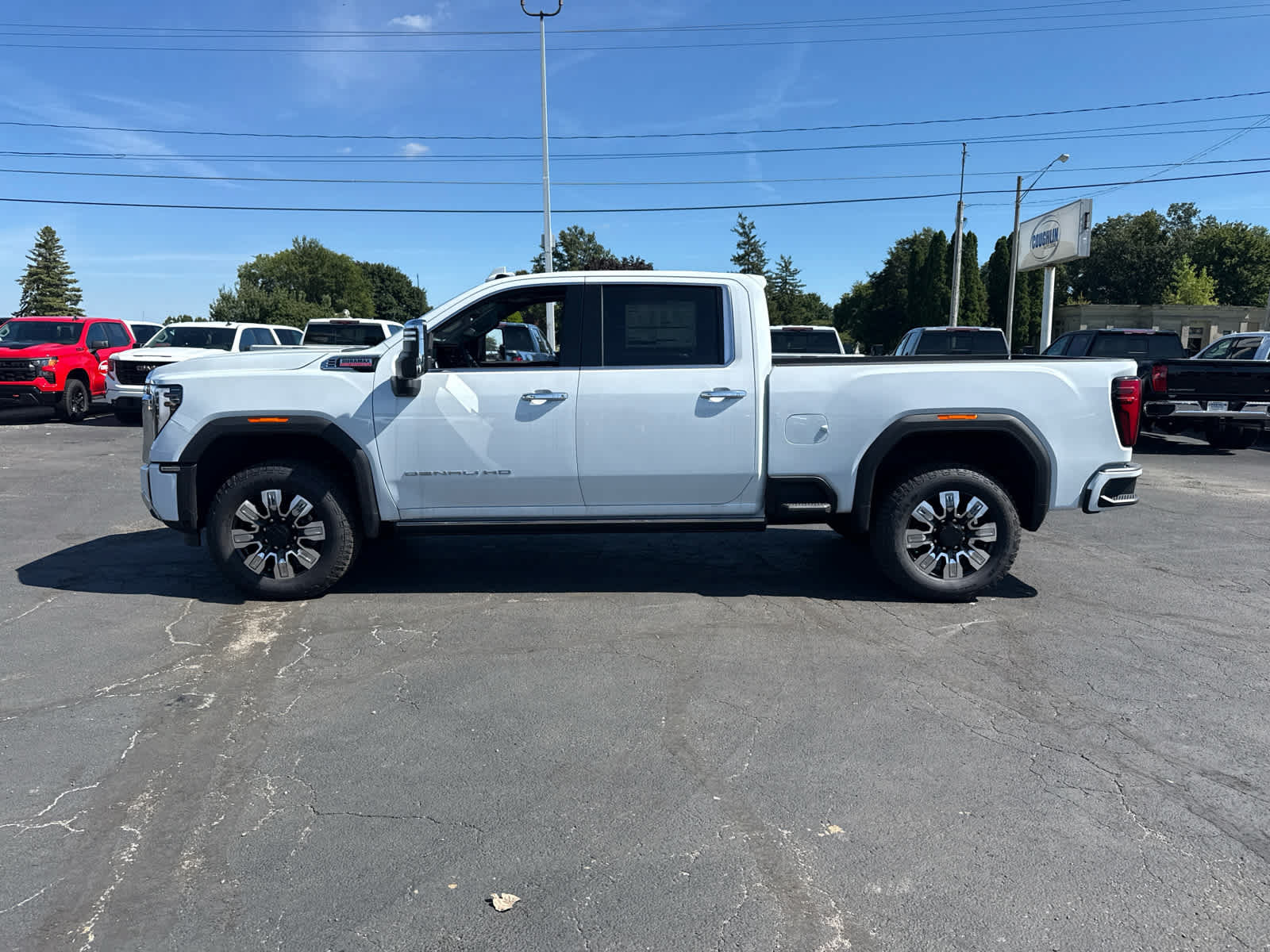 New 2026 GMC Sierra 3500 Denali w/ Denali Reserve Package AWD/4WD image 2