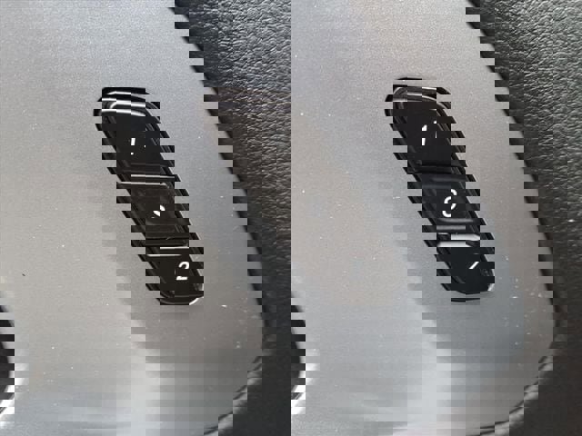 New 2026 Chrysler Pacifica Limited w/ S Appearance Package image 9