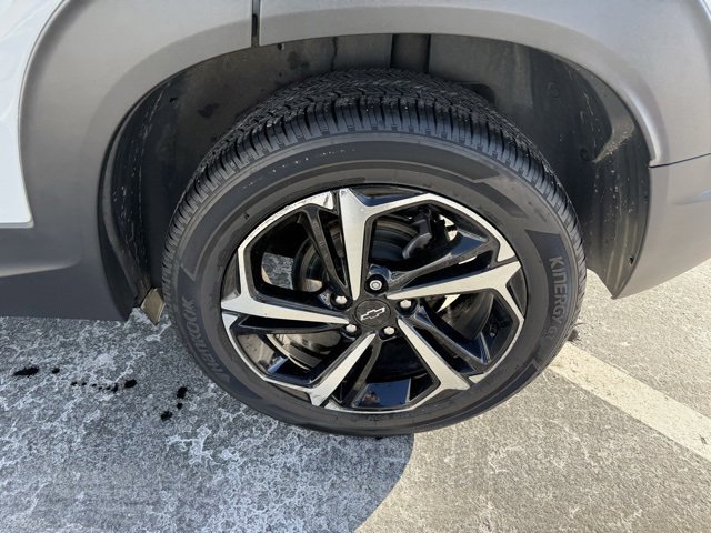 Certified 2022 Chevrolet TrailBlazer RS w/ Sun and Liftgate Package image 5