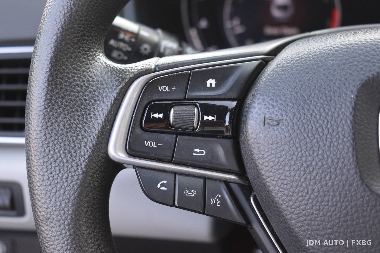 Used 2018 Honda Accord EX image 20