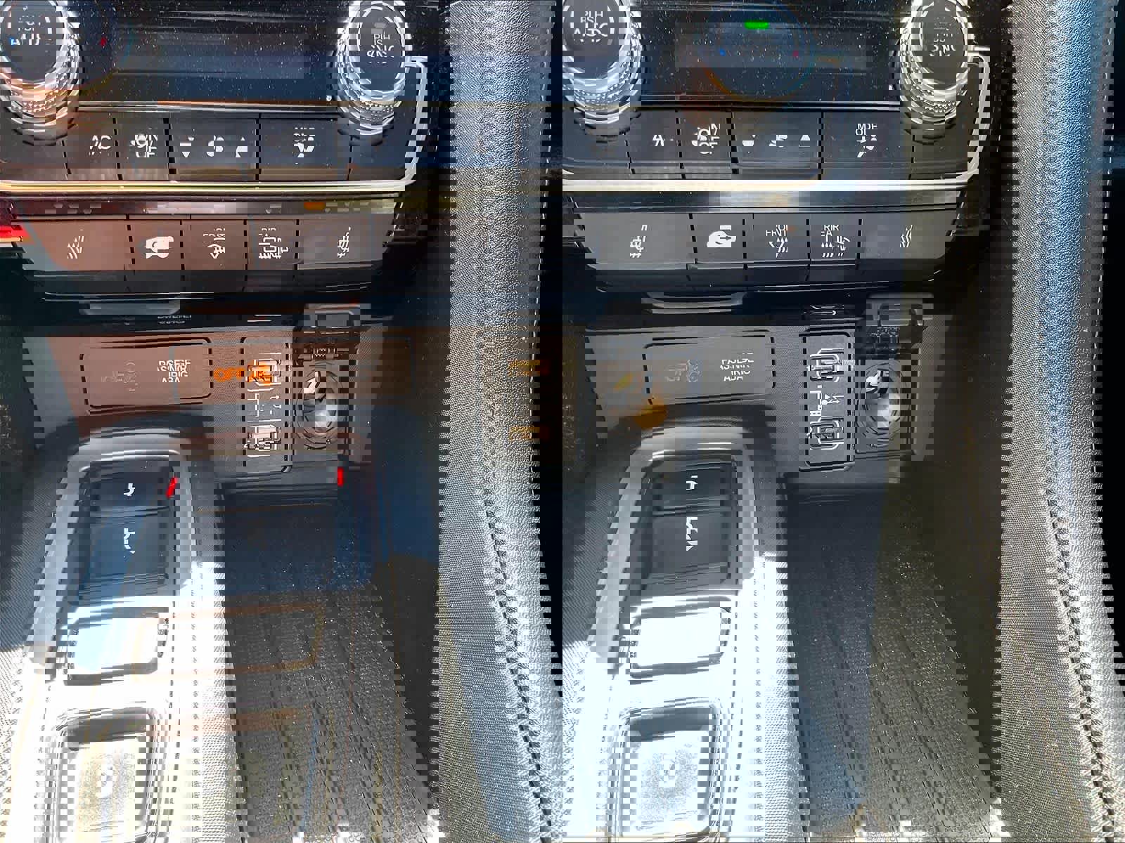 Used 2020 Honda Insight Touring image 35