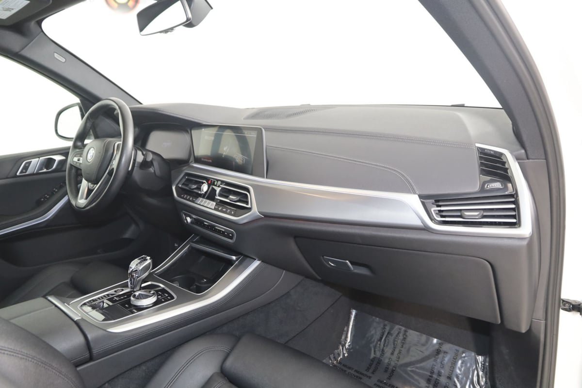 Used 2022 BMW X5 xDrive40i w/ Premium Package AWD/4WD image 44