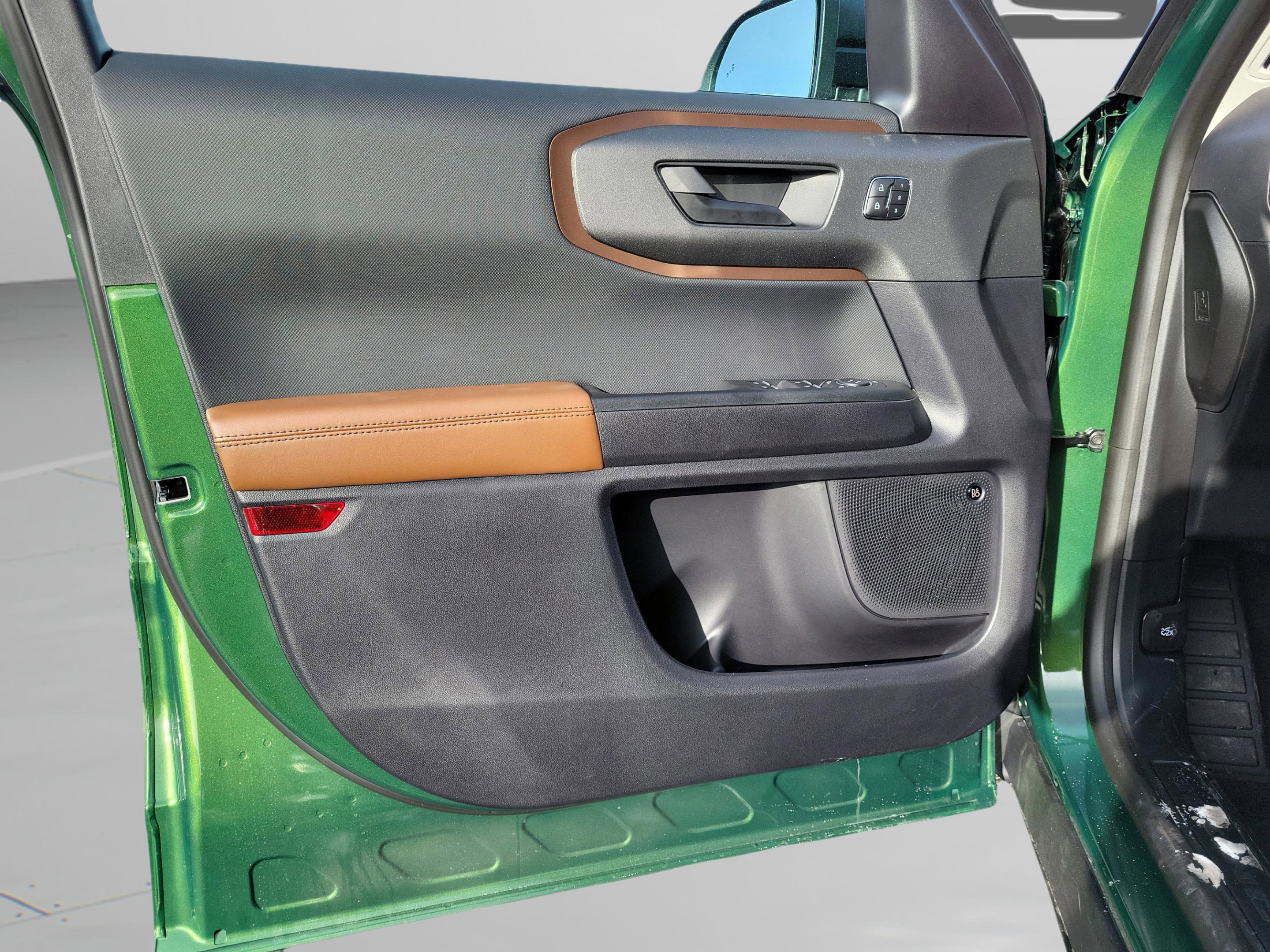 New 2025 Ford Bronco Sport Outer Banks w/ Outer Banks Tech Package+ image 25