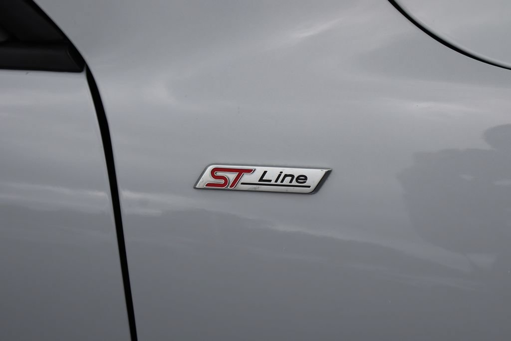 Used 2025 Ford Escape ST-Line Select AWD/4WD image 20