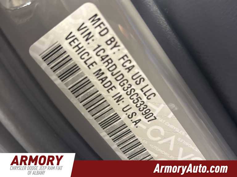 Used 2025 Dodge Durango GT image 45