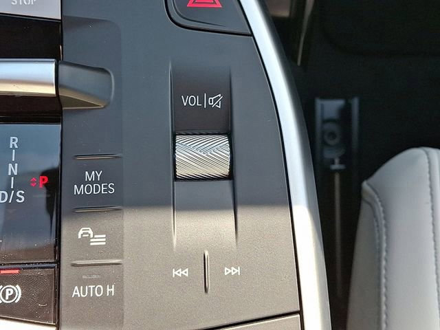 Certified 2026 BMW X2 xDrive28i w/ Technology Package image 17